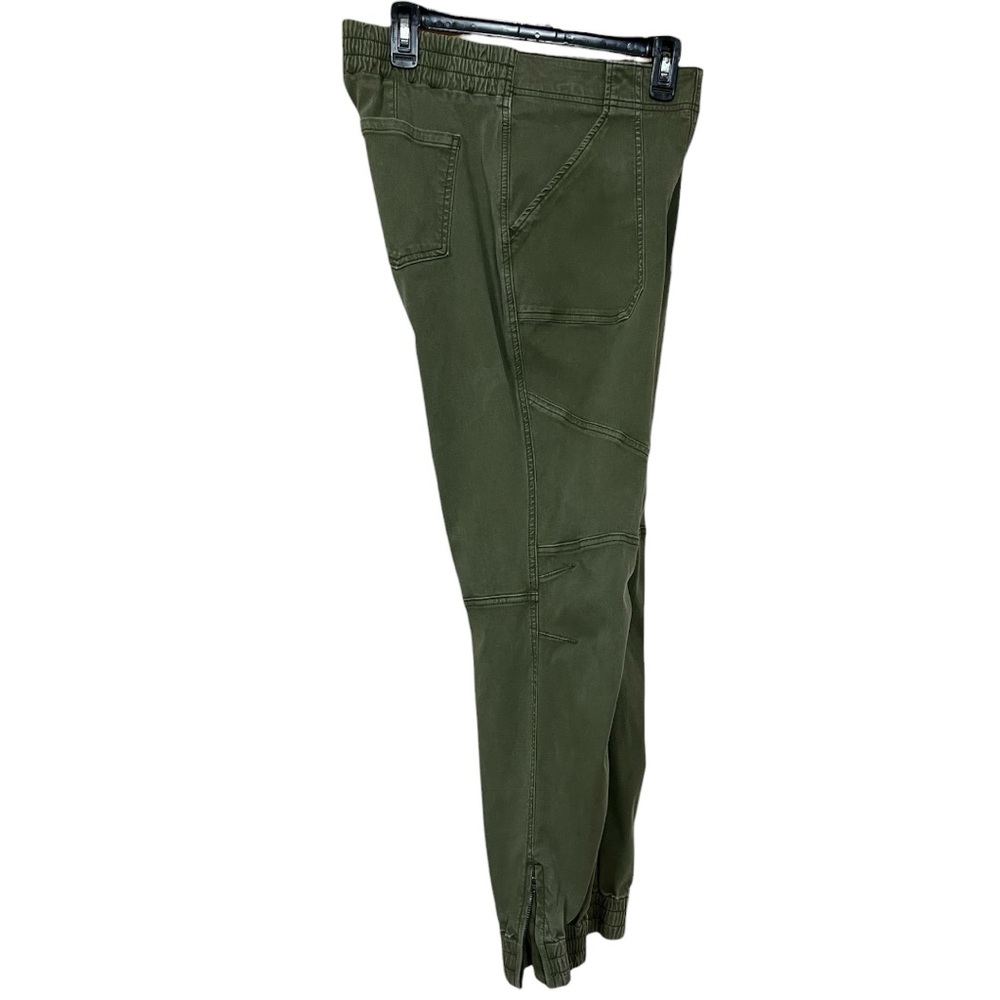 Spanx Stretch Twill Pull On Cargo Jogger in Darkened Olive Size Large - Picture 7 of 14